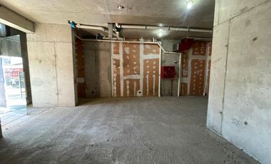 ARRIENDO Local Comercial de 60,44 m2, Metro Pedrero y San Joaquín