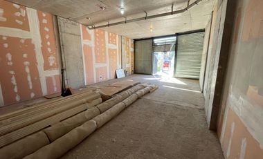 ARRIENDO Local Comercial de 67,82 m2, Metro Pedrero y San Joaquín