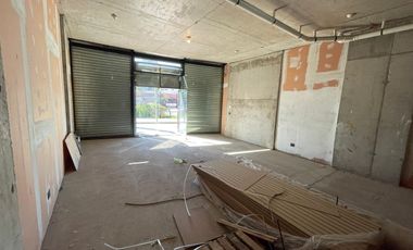 ARRIENDO Local Comercial de 67,82 m2, Metro Pedrero y San Joaquín