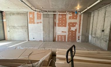 ARRIENDO Local Comercial de 67,82 m2, Metro Pedrero y San Joaquín