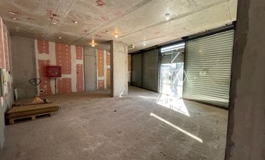 ARRIENDO Local Comercial de 65,80 m2, Metro Pedrero y San Joaquín