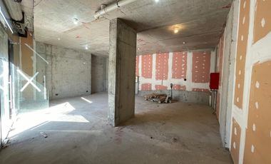 ARRIENDO Local Comercial de 65,80 m2, Metro Pedrero y San Joaquín
