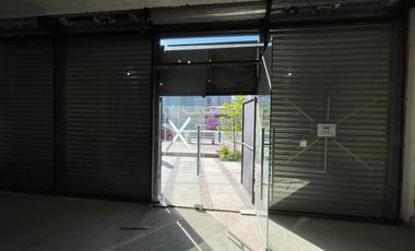 ARRIENDO Local Comercial de 65,80 m2, Metro Pedrero y San Joaquín