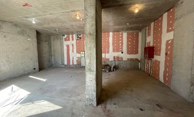 ARRIENDO Local Comercial de 65,80 m2, Metro Pedrero y San Joaquín