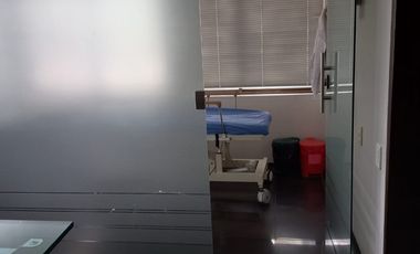 Venta Oficiana Para Consultorio Amoblado FOSCAL