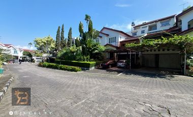 RUMAH MEWAH DI KAWASAN ELIT Alamanda Dago Permai Tubagus Ismail Dago Bandung