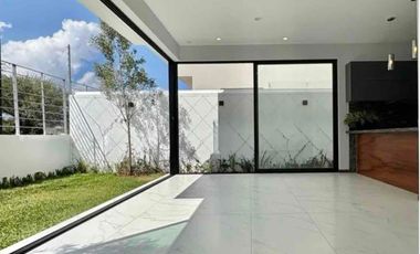 En Ventq Casa con  panorámica vista frente a Parque , Parques Vallarta, Zapopan Jalisco