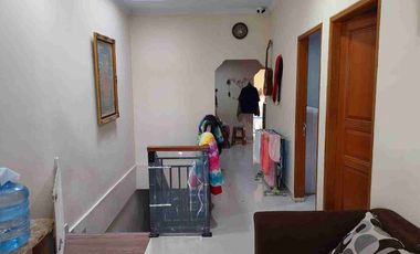 Turun harga Rumah 2 Lantai Perumnas dekat Samsat Depok