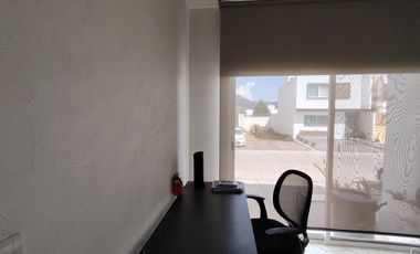 Casa en venta de oportunidad en Senderos de Monteverde 17 Coto 5A