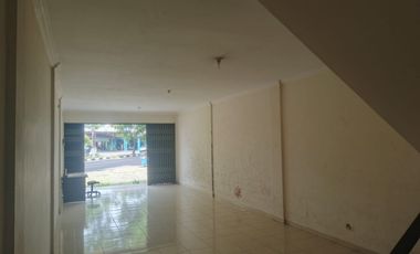 Ruko 2 Lantai Pinggir Ringroad Jogja Dekat JEC