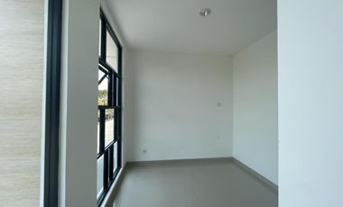 Rumah Minimalis di Lasaine JGC Jakarta Timur