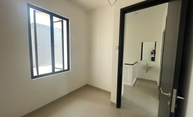 Rumah Minimalis di Lasaine JGC Jakarta Timur