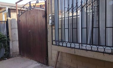 CASA EN CONDOMINIO LOS UMBRALES DE BUIN