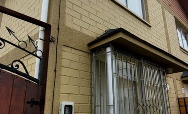 CASA EN CONDOMINIO LOS UMBRALES DE BUIN