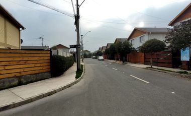 CASA EN CONDOMINIO LOS UMBRALES DE BUIN