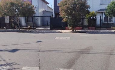 CASA EN CONDOMINIO LOS UMBRALES DE BUIN