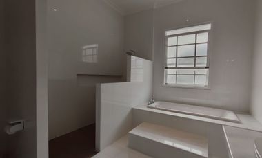 For Rent Brand New Luxury House In Brawijaya, Kebayoran Baru - 700 M² 4BR, Private Pool & Lift