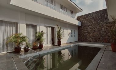 For Rent Brand New Luxury House In Brawijaya, Kebayoran Baru - 700 M² 4BR, Private Pool & Lift