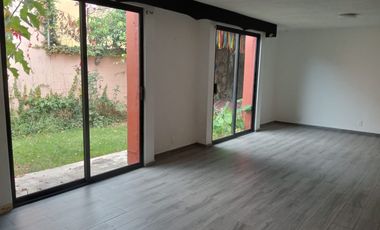RENTA CASA EN BOULEVARES NAUCALPAN, CERCA DE WALMART EXPRESS