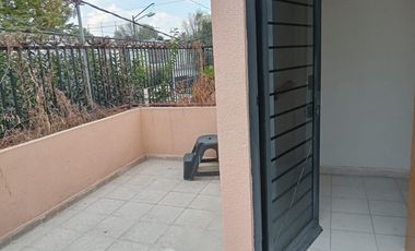 RENTA CASA EN BOULEVARES NAUCALPAN, CERCA DE WALMART EXPRESS