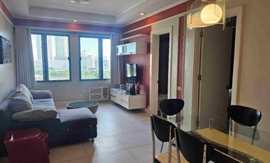 FOR SALE: 1BR with parking at Renaissance 2000, Meralco Ave Pasig