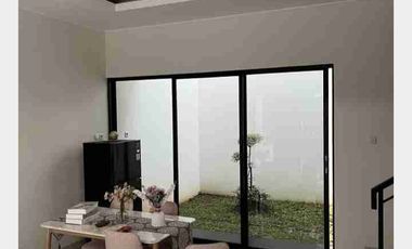 Rumah 2 Lantai, 3 Kamar.