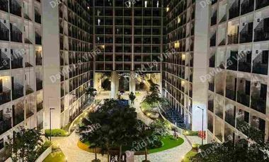 For Sale Shore 2 Residences 1 Br with balcony | Clean title