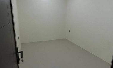 Dijual/ Disewakan Rumah Baru Renov 2 Lantai Di Utan Kayu Matraman Jakarta Timur