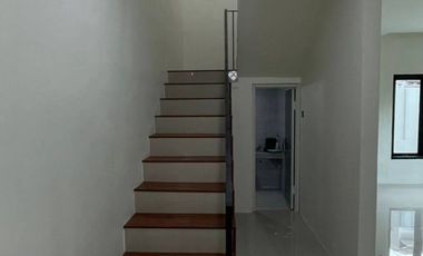 Dijual/ Disewakan Rumah Baru Renov 2 Lantai Di Utan Kayu Matraman Jakarta Timur