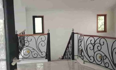 Dijual Harga BU,Rumah besar. jalan double way di Pondok Jati Sidoarjo