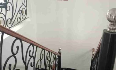 Dijual Harga BU,Rumah besar. jalan double way di Pondok Jati Sidoarjo