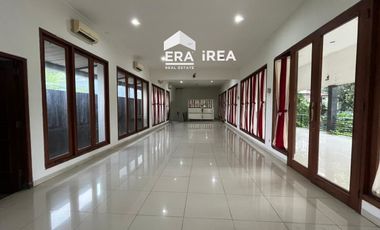 DISEWAKAN RUANG USAHA DI SOLO DEKAT MANAHAN