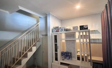 Dijual Rumah 2 Lantai Nempel Graha Raya Bintaro, Pondok Serut