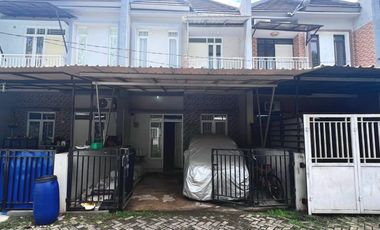 Dijual Rumah 2 Lantai Nempel Graha Raya Bintaro, Pondok Serut