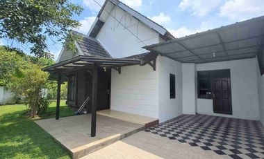 Premium Location! Rumah Hook Di Cakra, Cinere - Luas Tanah Besar