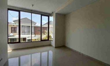 Rumah Mewah Disewakan Murah Di Laguna Spring Jogjakarta