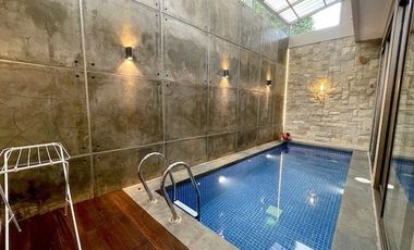 Rumah Villa Mewah di Kawasan Premium Cigadung Dago Bandung Utara