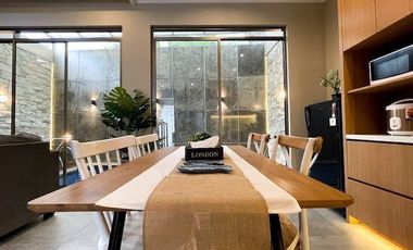 Rumah Villa Mewah di Kawasan Premium Cigadung Dago Bandung Utara
