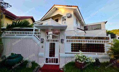 Newly renovated House with Hot tub & Sauna