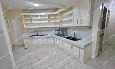 Newly renovated House with Hot tub & Sauna