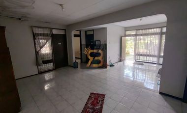Termurah Rumah Hitung Tanah Lokasi Istimewa di Turangga Buah batu Bandung