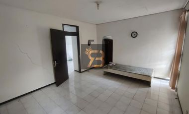 Termurah Rumah Hitung Tanah Lokasi Istimewa di Turangga Buah batu Bandung