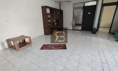 Termurah Rumah Hitung Tanah Lokasi Istimewa di Turangga Buah batu Bandung