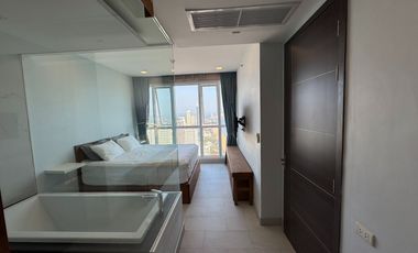 Cetus Luxury Beachfront Condo With Panoramic Seaview