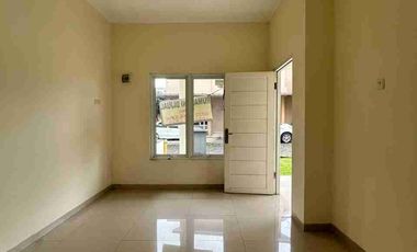 Dijual Cepat Rumah Townhouse Lokasi Strategis Di Andara Depok Dekat TOL