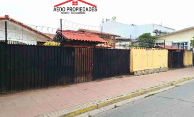 Se Arrienda Linda y Amplia Casa con destino Administrativo en pleno centro de Quillota.