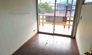 Se Arrienda Linda y Amplia Casa con destino Administrativo en pleno centro de Quillota.