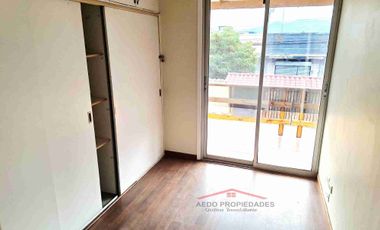 Se Arrienda Linda y Amplia Casa con destino Administrativo en pleno centro de Quillota.