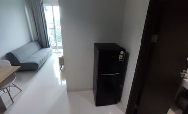 Disewakan Apartemen Puri Mansion Dengan 1 Kamar Tidur Kondisi Furnish Dengan View Langsung Kolam Renang Dengan Harga Termurah 40 Juta/Tahun NET