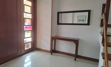 CASA EN CODOMINIO CERRADO CHIA